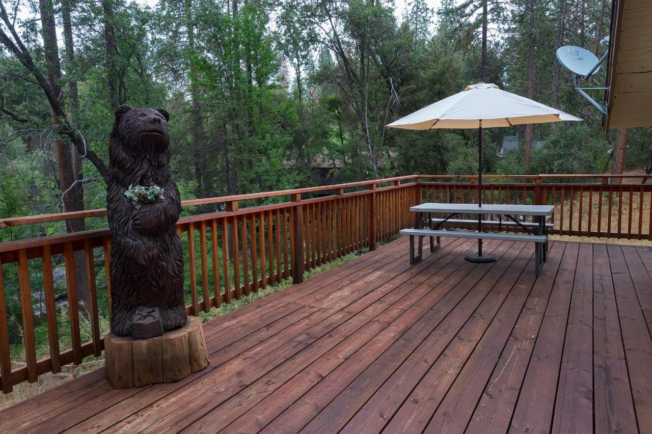 Sierra Springs Villa Oakhurst Exterior photo